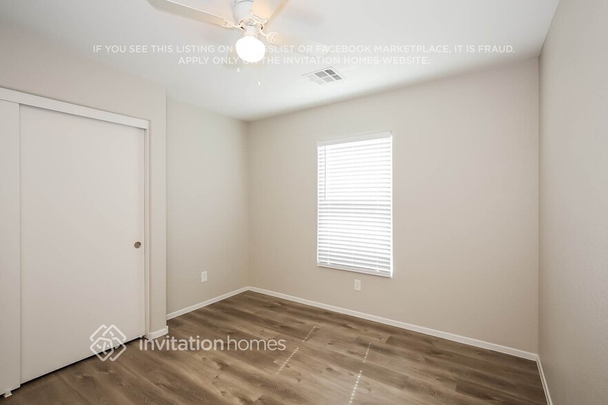 Building Photo - 8392 W Sapphire St
