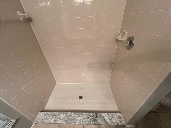 Building Photo - 4460 Abaco Dr