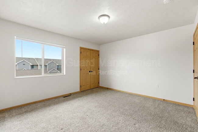 Building Photo - 2608 N Career Ave