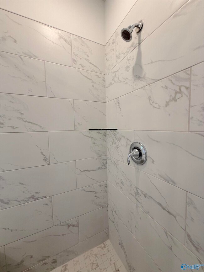 Building Photo - 11017 Wayland Rdg Dr