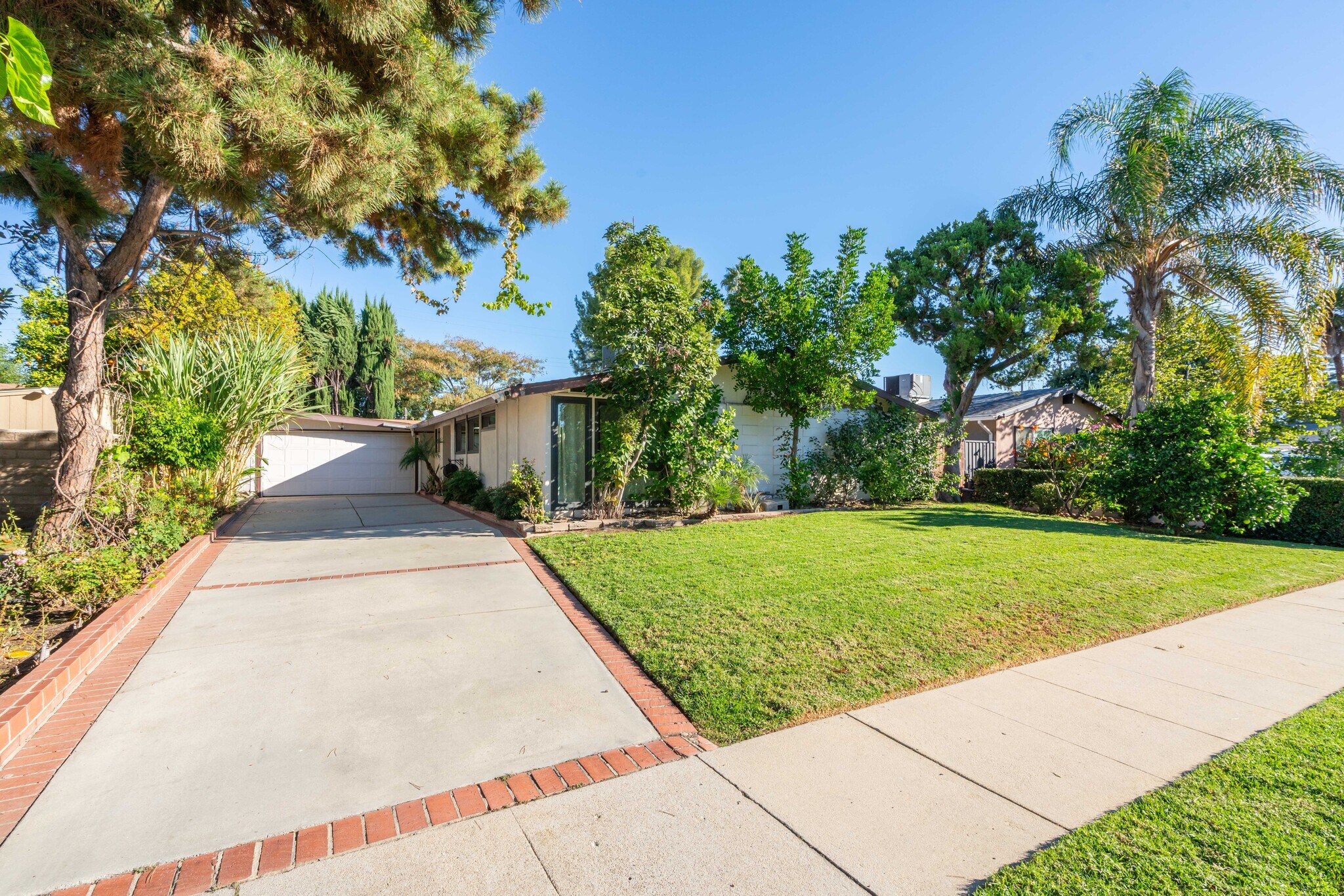 Building Photo - 19951 Acre St