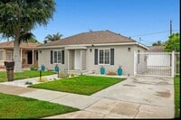 Building Photo - 923 W Orange Grove Ave