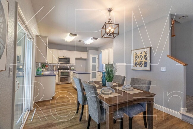 Building Photo - 6221 Crestview Cir
