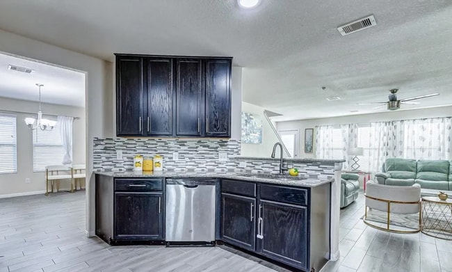 Building Photo - 21126 Fox Hillside Way