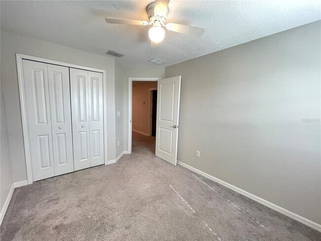 Building Photo - 9768 Pembrooke Pines Dr