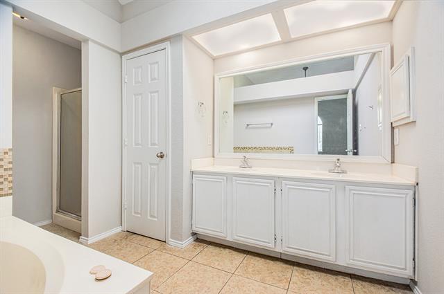 Building Photo - 2329 Cuesta Ln