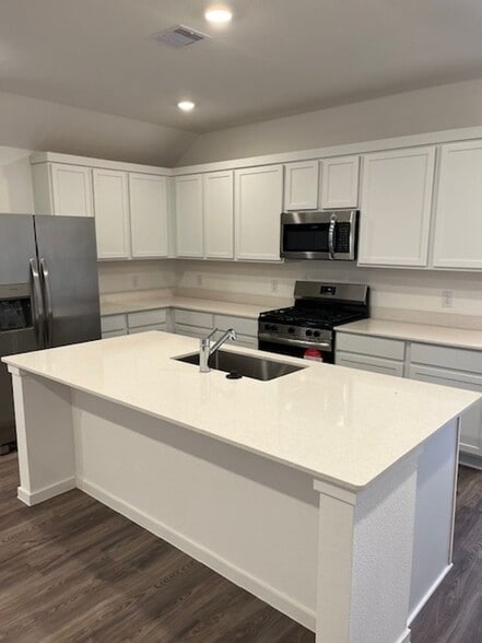 Building Photo - 4935 Caspian Wave Dr