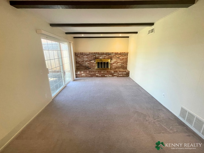 Building Photo - Spacious Four Bedroom Home in Westborough ...