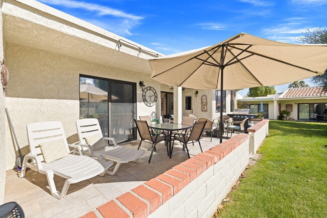 Building Photo - 68615 Paseo Soria