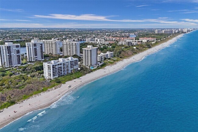 Building Photo - 2000 N Ocean Blvd