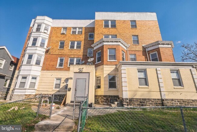 Primary Photo - 5200 N 11th St