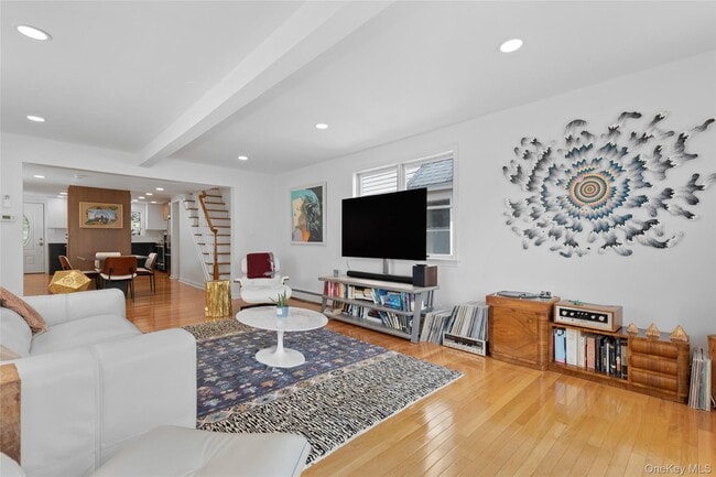 Building Photo - 595 Piermont Ave