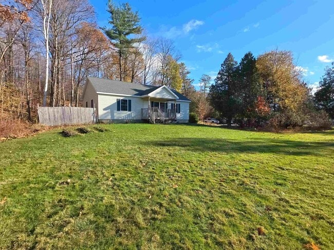 Building Photo - 4 Rock Point Rd