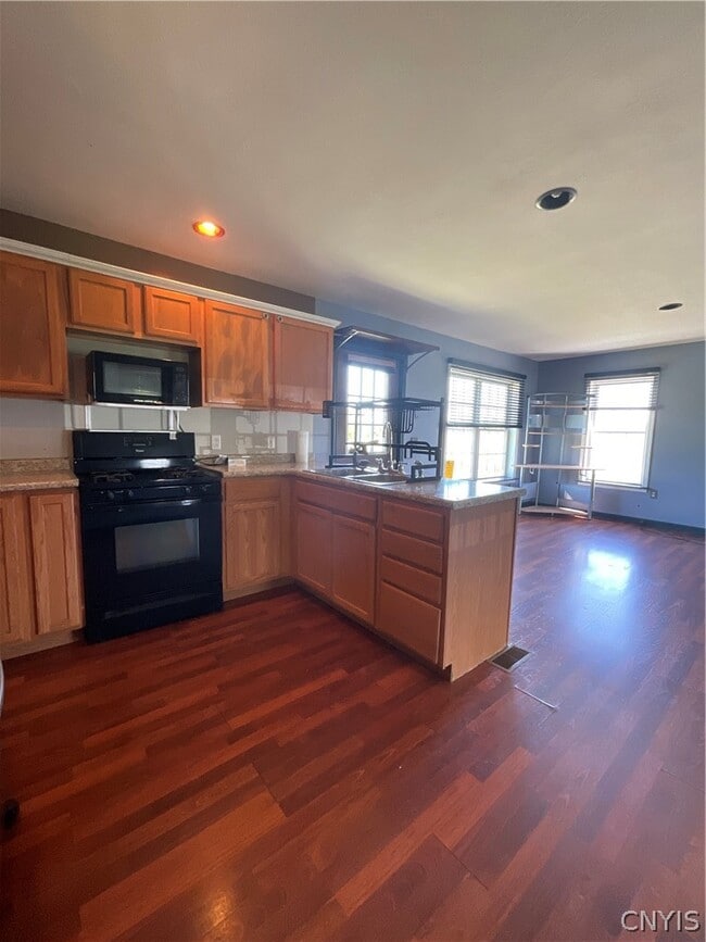 Building Photo - 29841 US-20