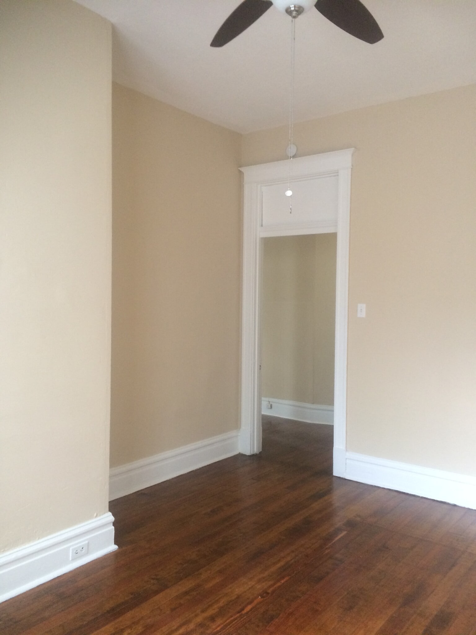 bedroom - 2668 Nebraska Ave