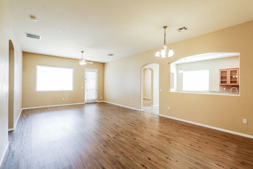 Building Photo - 7129 W Autumn Gold Ct