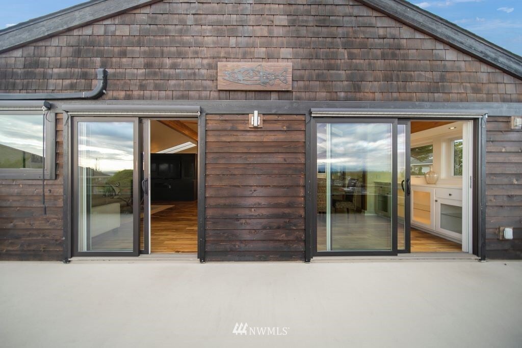 Building Photo - 37924 Hood Canal Dr NE