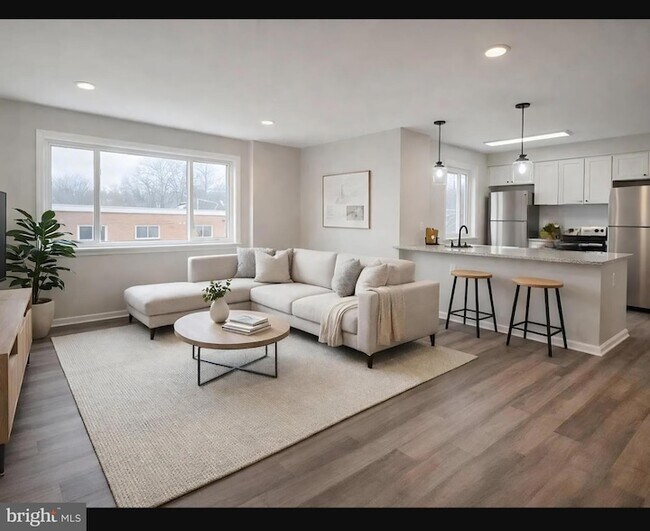 Building Photo - 49 W Diamond Ave