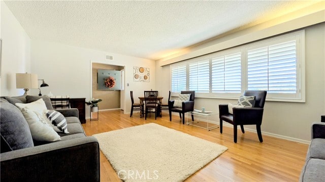 Building Photo - 1418 Niagara Ave