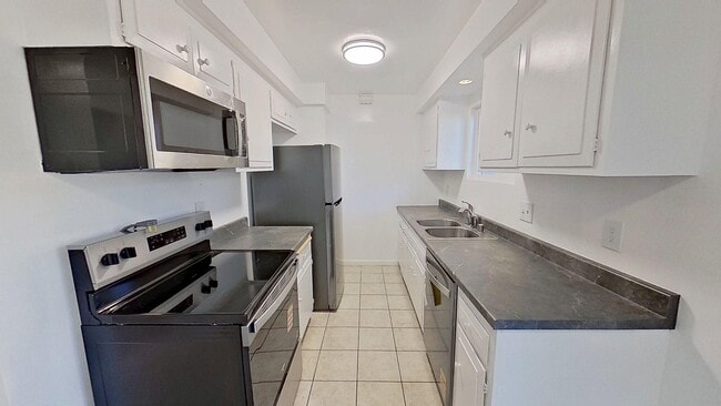 Building Photo - 12072 Bailey St