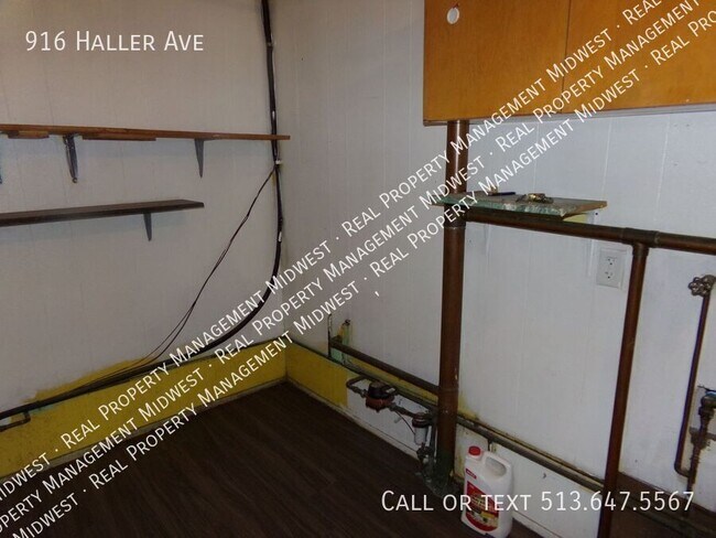 Building Photo - 916 Haller Ave