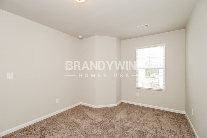 Building Photo - 218 Crestview Way