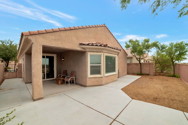 Building Photo - 7129 Bocaire Dr