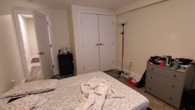 Building Photo - 77 Rock Glen Rd