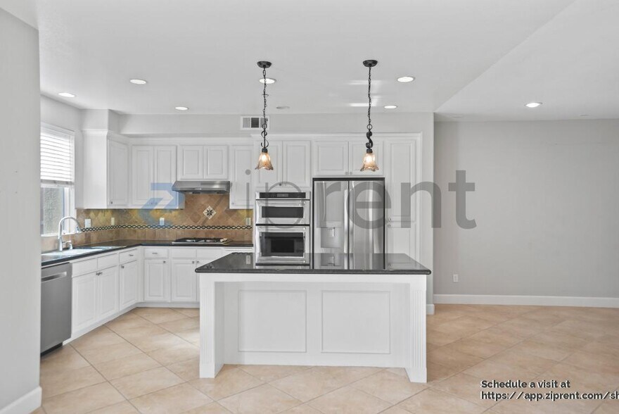 Building Photo - 6185 Yardley Ln