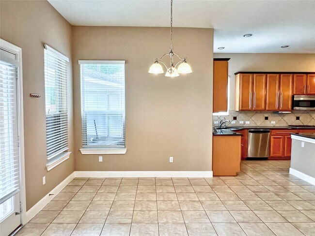 Building Photo - 16807 Coronado Springs Dr
