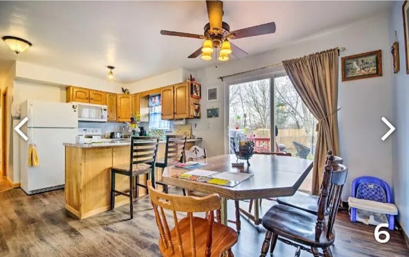 Building Photo - 6 Marion Dr