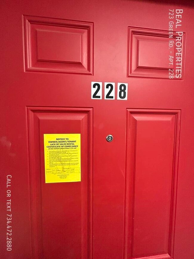 Building Photo - 723 Green Rd