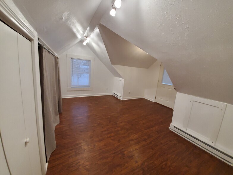 Bedroom #2 - 4024 Niles Rd