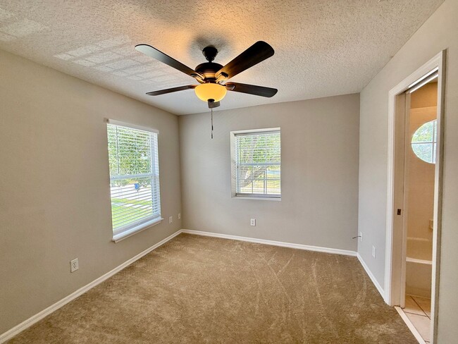 Building Photo - GORGEOUS Two Story 4/3.5 home in sought af...