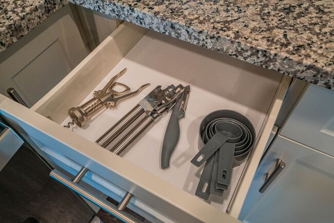 Building Photo - 9600 W Georgia Ave