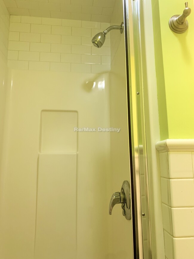 Building Photo - 105 Eutaw St