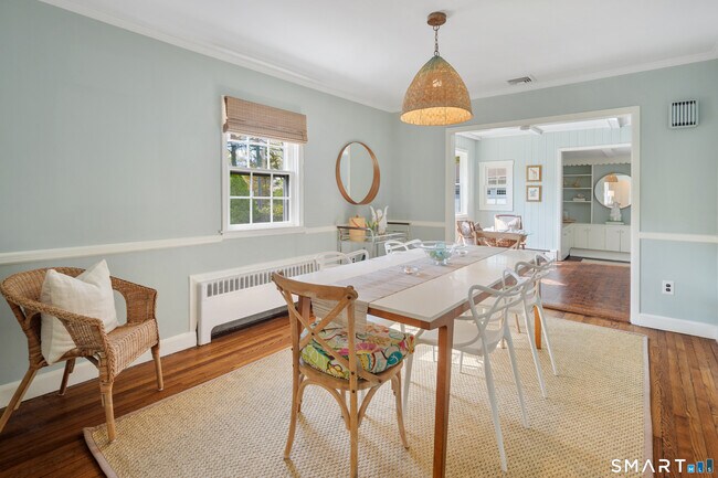 Building Photo - 206 Wolfpit Ave