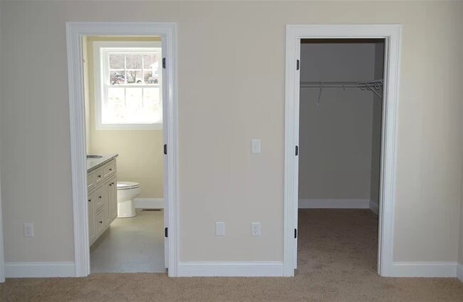 Building Photo - 61 Webster St