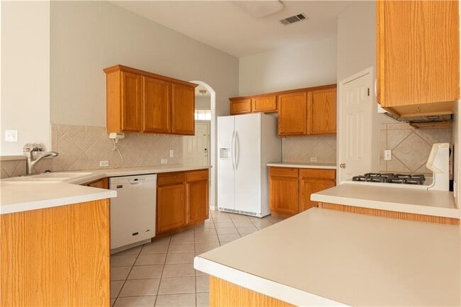Building Photo - 1517 Hollyhock Ct