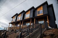Building Photo - Welcome to Sun Drive Townhomes!