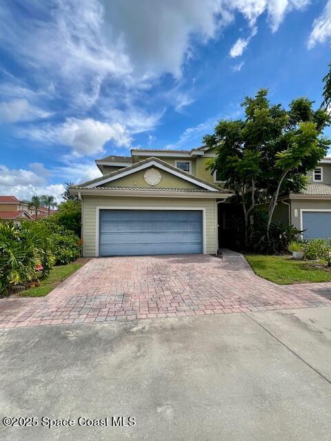 Building Photo - 1800 Kole Pl