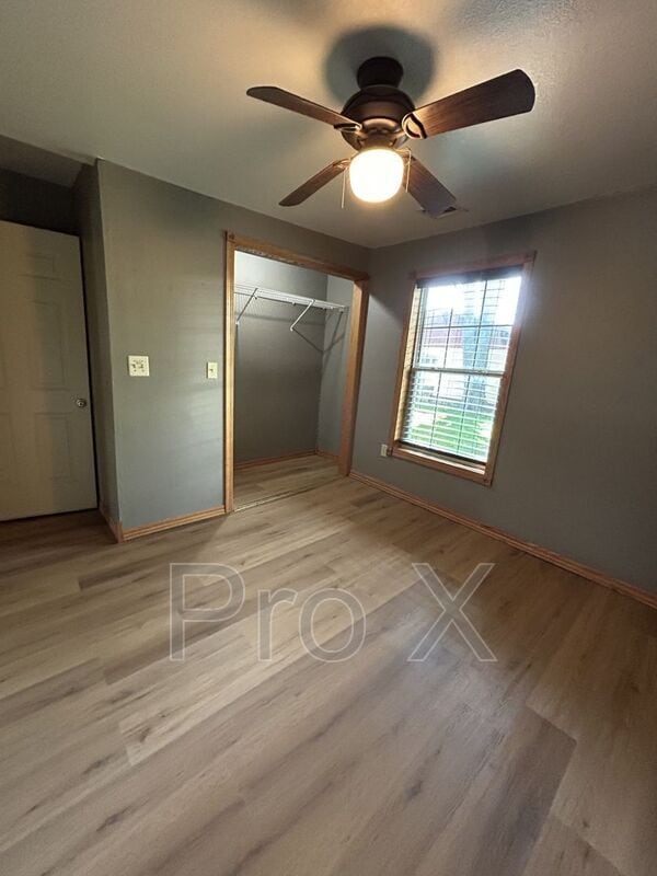 Building Photo - 1107 E 7th St