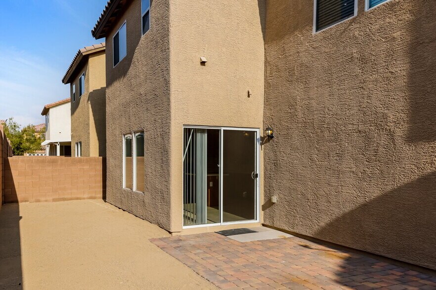 Building Photo - 71 Branch Field Ave