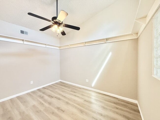Building Photo - 6388 93rd Terrace N