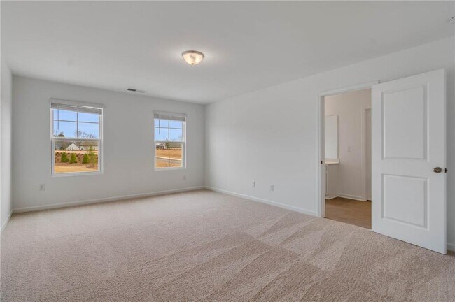 Building Photo - 5820 Flint Ln