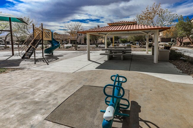 Building Photo - North Las Vegas Gated Community Home W/ Co...