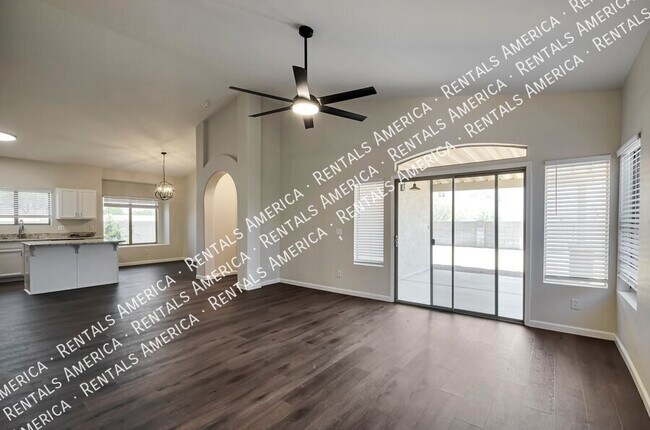 Building Photo - 12118 N Jarren Canyon Way