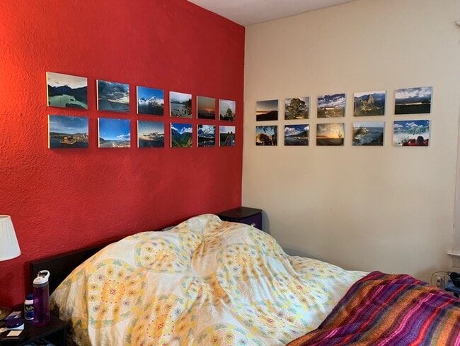 Building Photo - 135/137 Whitney