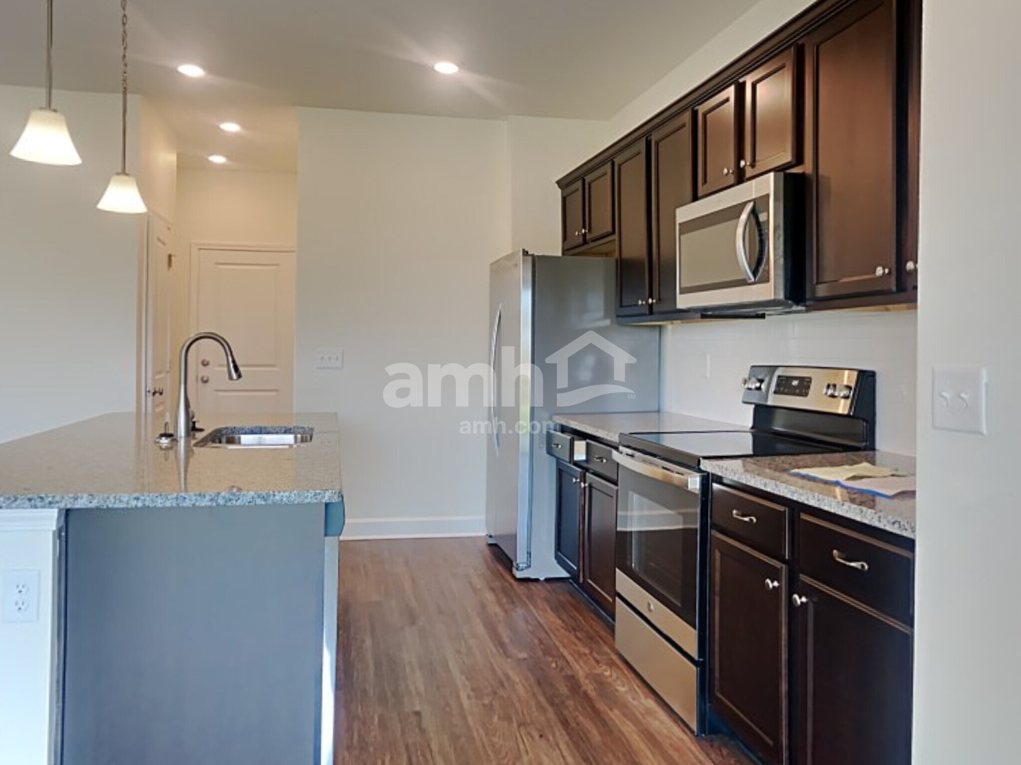 Building Photo - 1191 Tan Tara Trail