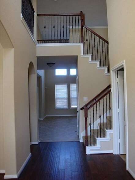 Building Photo - 6 Picture Rock Pl